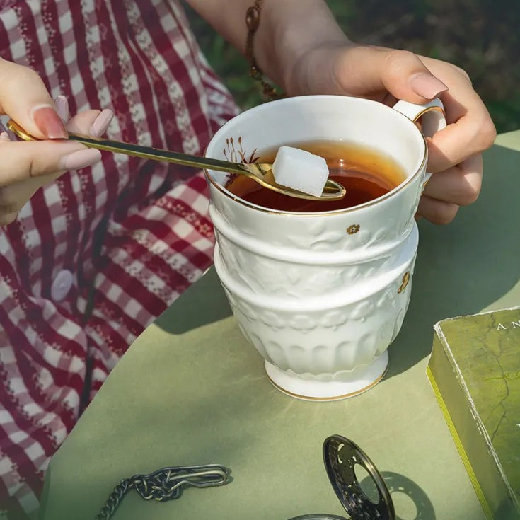 Alice's Wonderland Cup w/ Lid